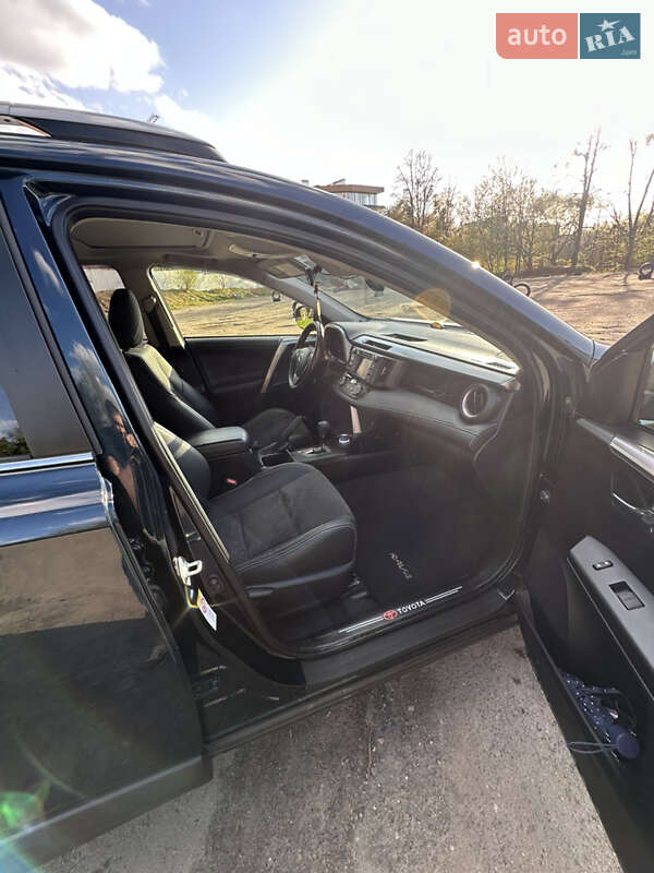 Внедорожник / Кроссовер Toyota RAV4 2016 в Львове фото 15 Внедорожник / Кроссовер Toyota RAV4 2016 в Львове