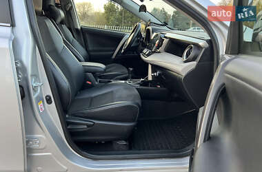 Внедорожник / Кроссовер Toyota RAV4 2013 в 