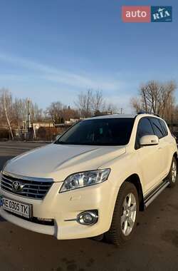 Внедорожник / Кроссовер Toyota RAV4 2010 в 