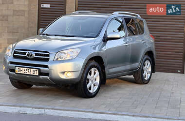 Внедорожник / Кроссовер Toyota RAV4 2008 в 