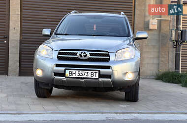 Внедорожник / Кроссовер Toyota RAV4 2008 в 
