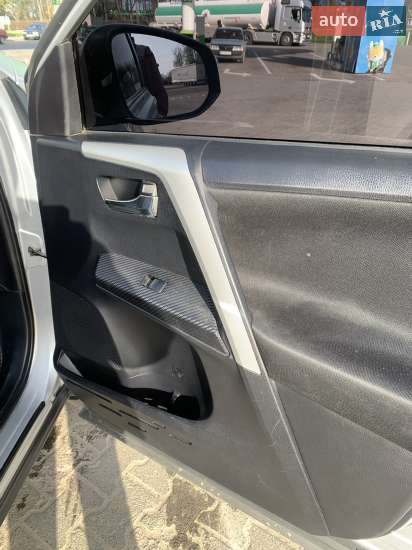 2013 Toyota RAV 4 - мініатюра 11