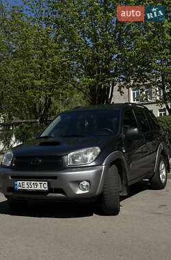 Внедорожник / Кроссовер Toyota RAV4 2004 в 
