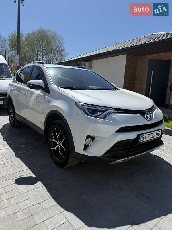 Toyota RAV4 2017