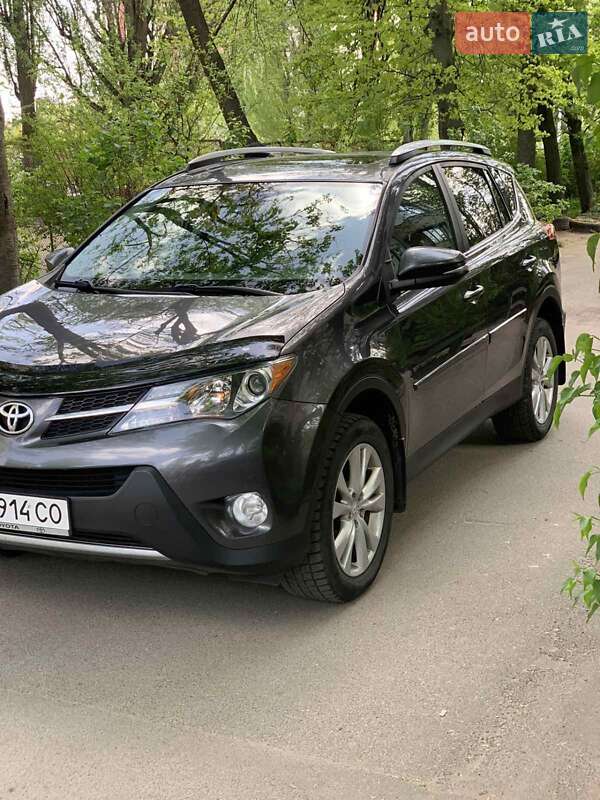 Toyota RAV4 2013