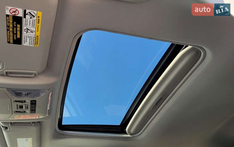 Позашляховик / Кросовер Toyota RAV4 2021 в Запоріжжі