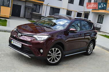 Позашляховик / Кросовер Toyota RAV4 2015 в Вінниці