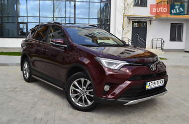Внедорожник / Кроссовер Toyota RAV4 2015 в Виннице