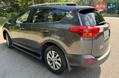 Внедорожник / Кроссовер Toyota RAV4 2013 в 