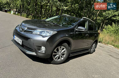 Внедорожник / Кроссовер Toyota RAV4 2013 в 
