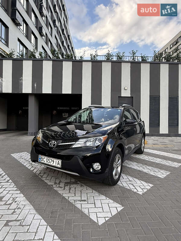 Toyota RAV4 2015
