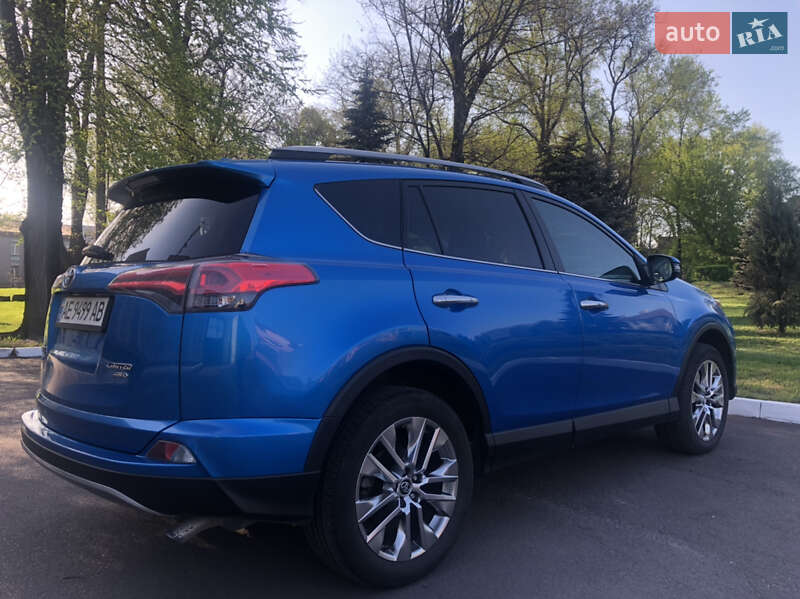 Позашляховик / Кросовер Toyota RAV4 2017 в Кам'янському фото 6 Позашляховик / Кросовер Toyota RAV4 2017 в Кам'янському