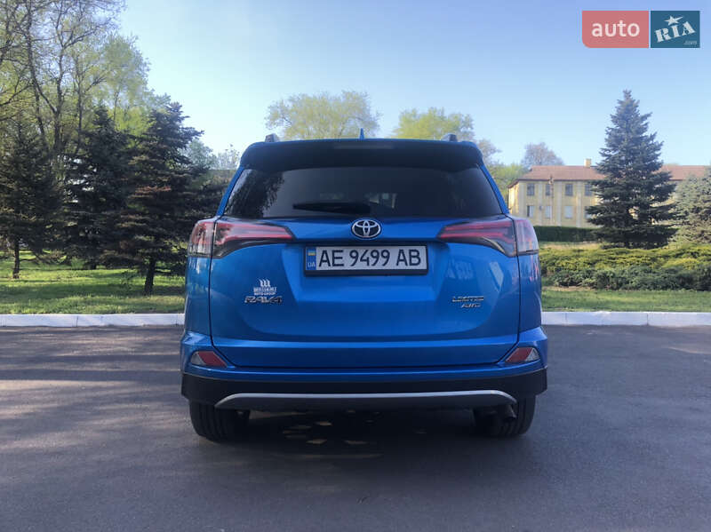 Позашляховик / Кросовер Toyota RAV4 2017 в Кам'янському фото 10 Позашляховик / Кросовер Toyota RAV4 2017 в Кам'янському