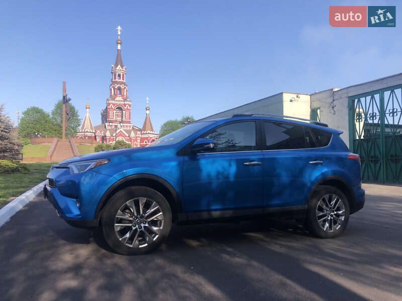 Позашляховик / Кросовер Toyota RAV4 2017 в Кам'янському фото 15 Позашляховик / Кросовер Toyota RAV4 2017 в Кам'янському