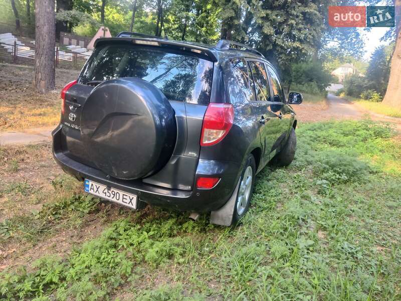Позашляховик / Кросовер Toyota RAV4 2006 в Люботині фото 5 Позашляховик / Кросовер Toyota RAV4 2006 в Люботині