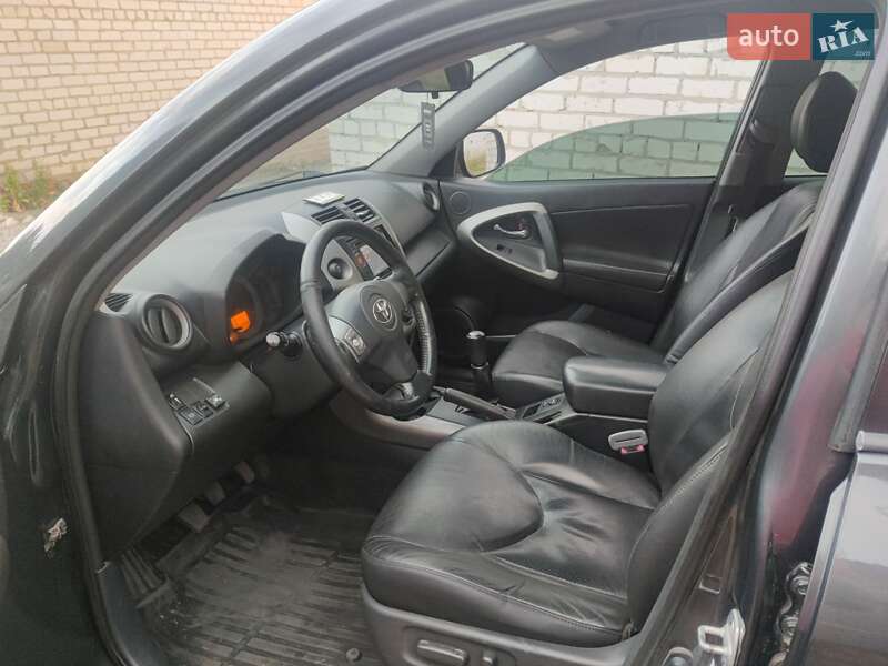 Позашляховик / Кросовер Toyota RAV4 2006 в Люботині фото 11 Позашляховик / Кросовер Toyota RAV4 2006 в Люботині