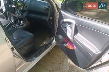 Внедорожник / Кроссовер Toyota RAV4 2008 в 