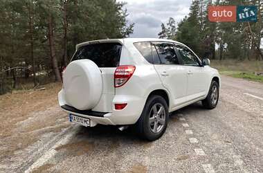 Внедорожник / Кроссовер Toyota RAV4 2010 в 