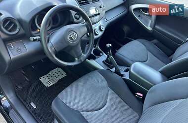 Внедорожник / Кроссовер Toyota RAV4 2008 в 