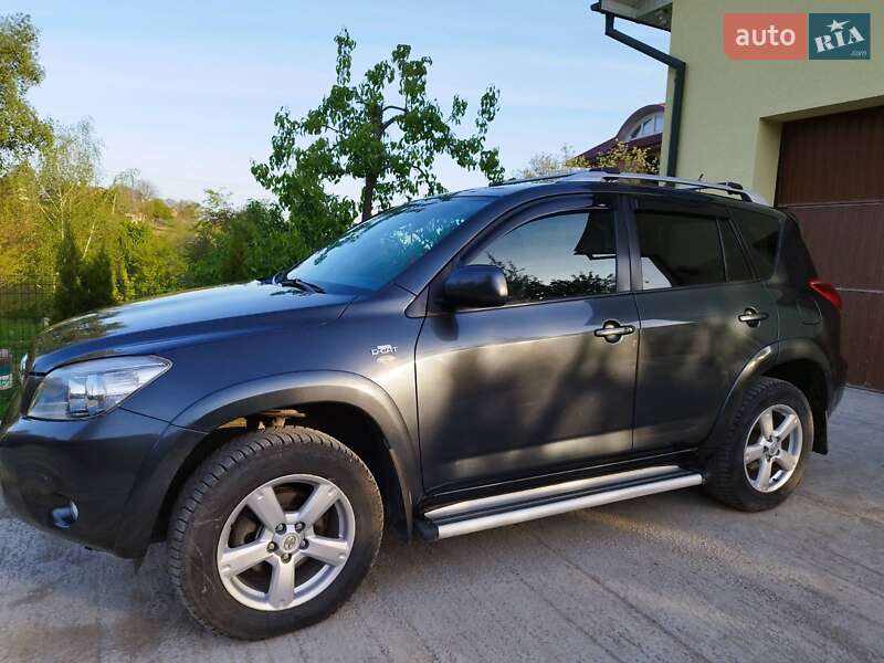 ⠀ AUTO.RIA – Продаж Ауді Ку7 бу в Києві: купити вживані Audi