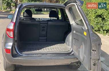 Внедорожник / Кроссовер Toyota RAV4 2010 в 