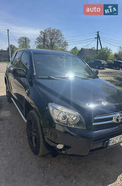 Позашляховик / Кросовер Toyota RAV4 2007 в 