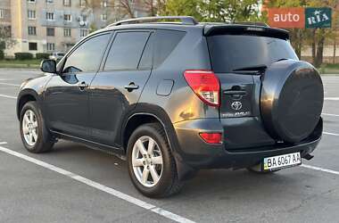 Внедорожник / Кроссовер Toyota RAV4 2008 в 