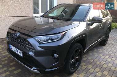 Позашляховик / Кросовер Toyota RAV4 2021 в Тернополі