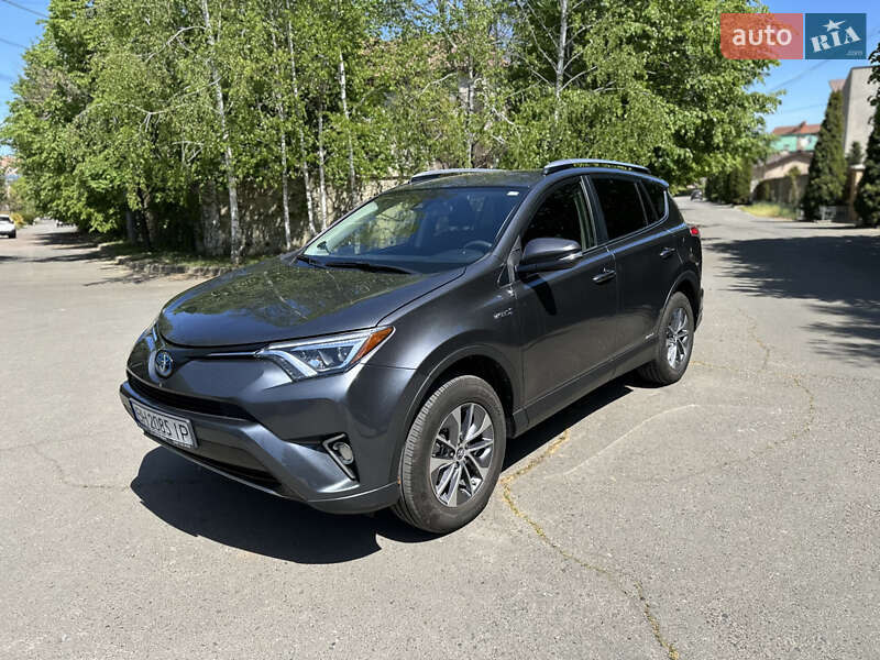 Позашляховик / Кросовер Toyota RAV4 2018 в Одесі