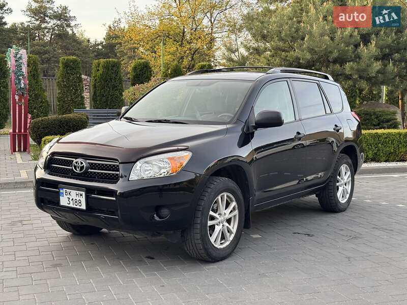 Внедорожник / Кроссовер Toyota RAV4 2007 в 