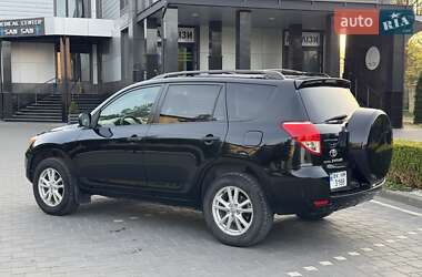 Внедорожник / Кроссовер Toyota RAV4 2007 в 