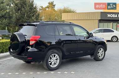 Внедорожник / Кроссовер Toyota RAV4 2007 в 