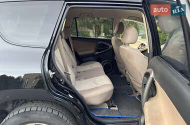 Внедорожник / Кроссовер Toyota RAV4 2007 в 