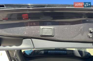 Внедорожник / Кроссовер Toyota RAV4 2019 в 
