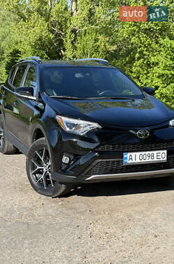 Позашляховик / Кросовер Toyota RAV4 2018 в Фастові