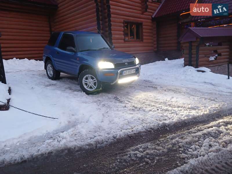 Внедорожник / Кроссовер Toyota RAV4 1997 в Межгорье фото 12 Внедорожник / Кроссовер Toyota RAV4 1997 в Межгорье