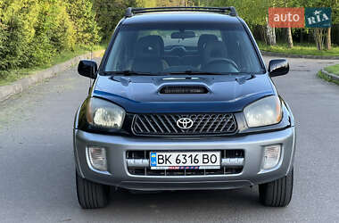 Внедорожник / Кроссовер Toyota RAV4 2003 в 