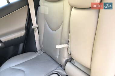 Внедорожник / Кроссовер Toyota RAV4 2007 в 