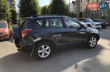 Внедорожник / Кроссовер Toyota RAV4 2007 в 