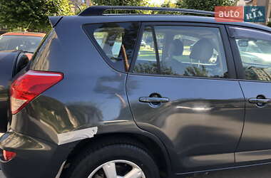 Внедорожник / Кроссовер Toyota RAV4 2007 в 