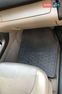 Внедорожник / Кроссовер Toyota RAV4 2007 в 