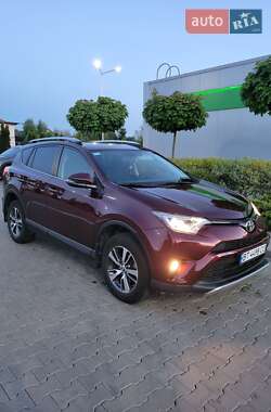 Внедорожник / Кроссовер Toyota RAV4 2017 в Киеве