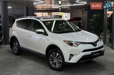 Внедорожник / Кроссовер Toyota RAV4 2017 в Одессе