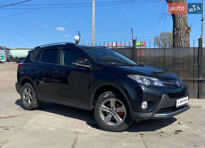 Toyota RAV4 2015