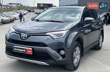 Позашляховик / Кросовер Toyota RAV4 2017 в Львові