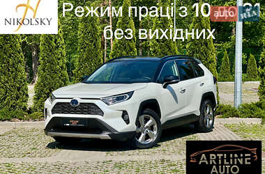 Позашляховик / Кросовер Toyota RAV4 2020 в Харкові