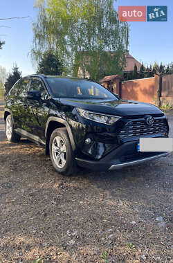 Позашляховик / Кросовер Toyota RAV4 2020 в Києві