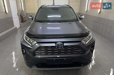 Внедорожник / Кроссовер Toyota RAV4 2024 в 