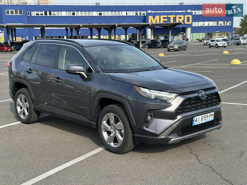Позашляховик / Кросовер Toyota RAV4 2021 в Києві