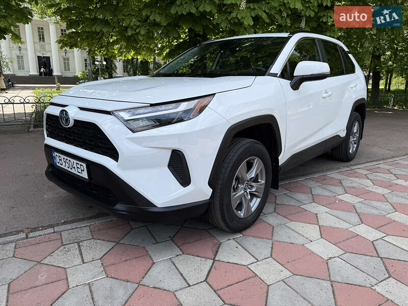 Позашляховик / Кросовер Toyota RAV4 2022 в Києві